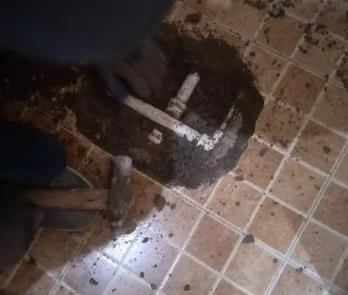 通道卫生间漏水维修公司为您分享下卫生间渗水如何处理及注意事项